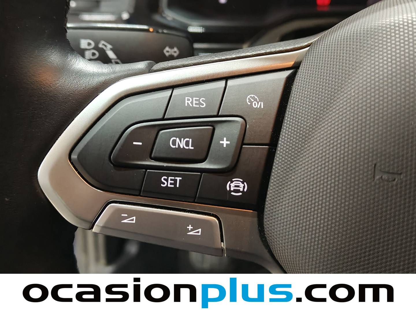 Foto Volkswagen Polo Volkswagen Polo R-Line 1.0 TSI  (110 CV) DSG