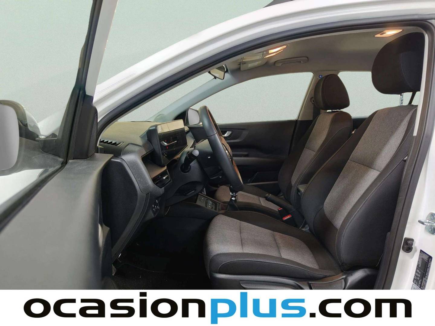 Foto asientos delanteros KIA Stonic KIA Stonic 1.0 T-GDi MHEV Concept (115 CV)