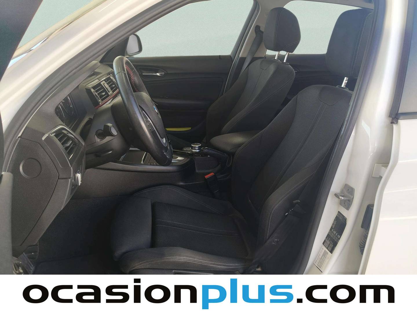 Foto asientos delanteros BMW Serie 1 BMW Serie 1 118d (150 CV) Pack M