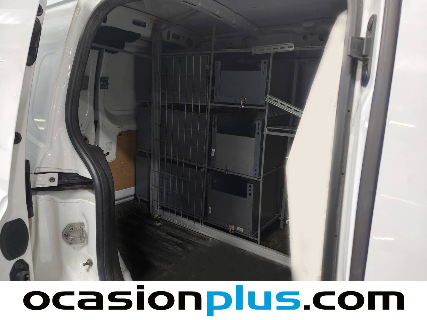 Foto asientos traseros Ford Transit Courier Ford Transit Courier Furgon 1.5 TDCI Trend (75 CV)