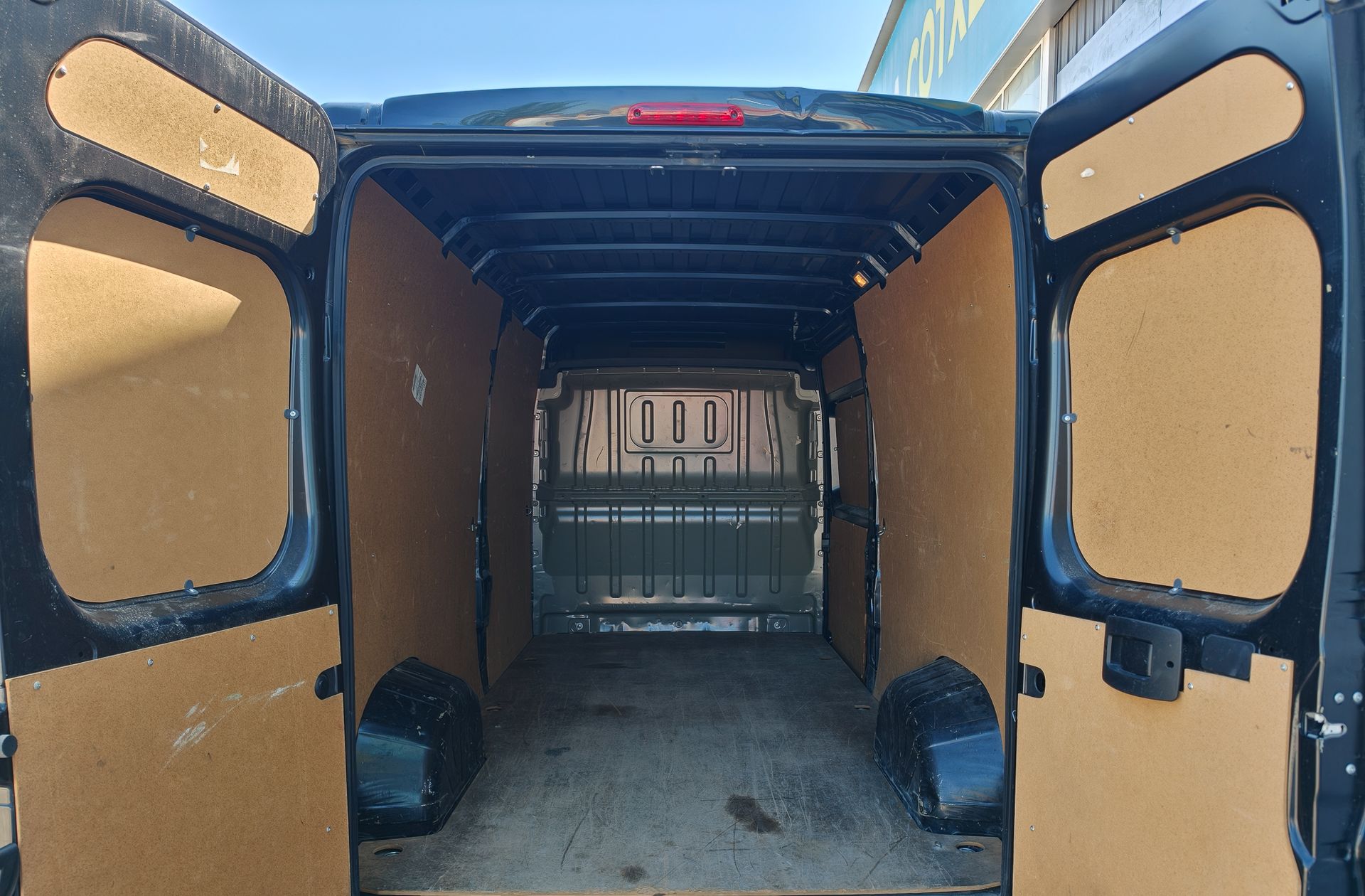 Citroën Jumper BlueHDi 140 35 L3H2 3 plazas - foto 11