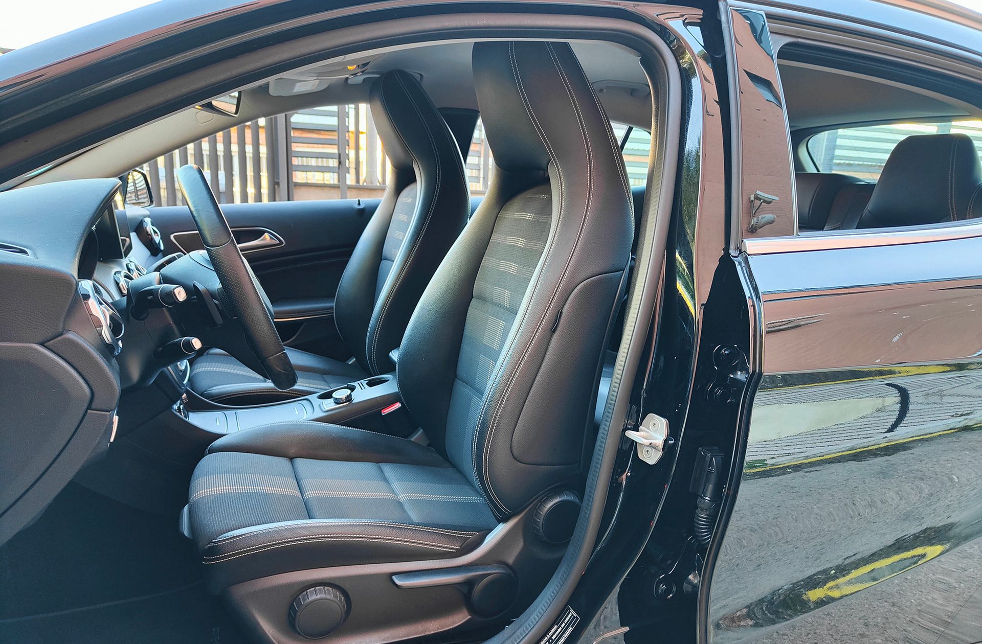 Mercedes-Benz GLA 200 - foto 10
