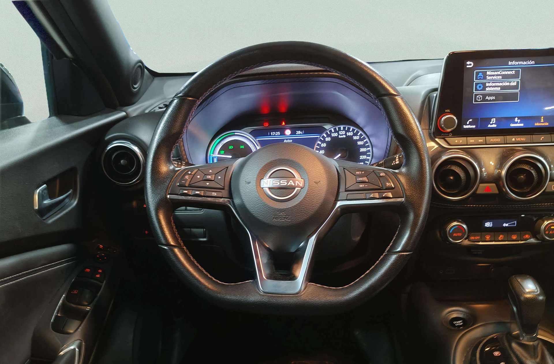 Nissan Juke 1.6 Hybrid N-Connecta - foto 24