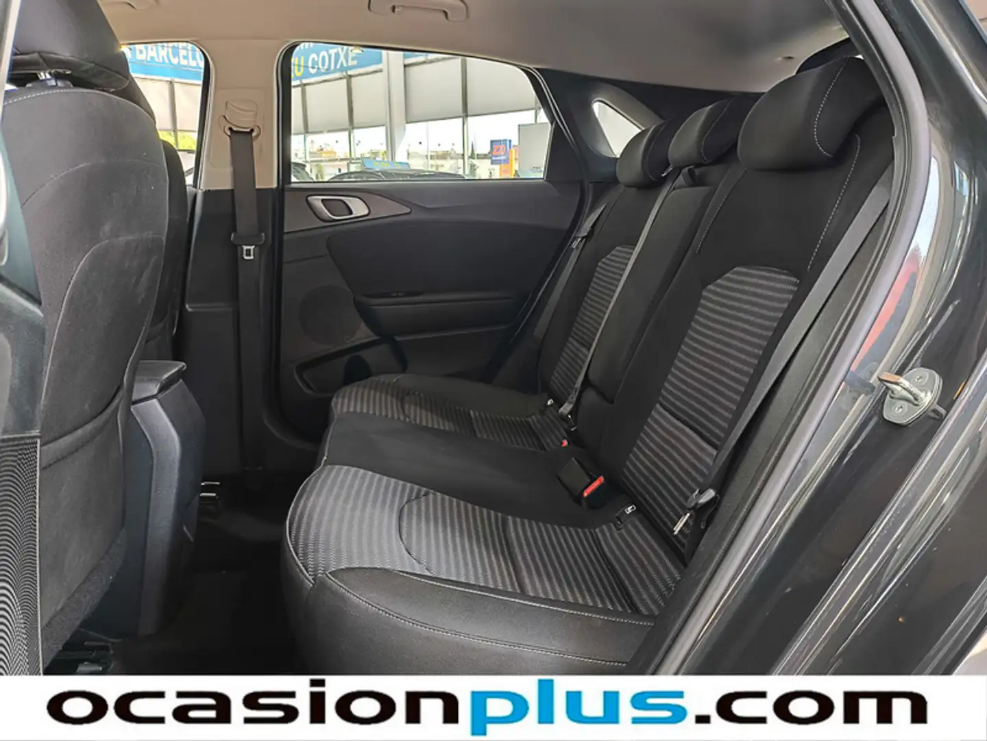 Foto KIA Ceed Kia Ceed 1.6 MHEV iMT Drive (136 CV)