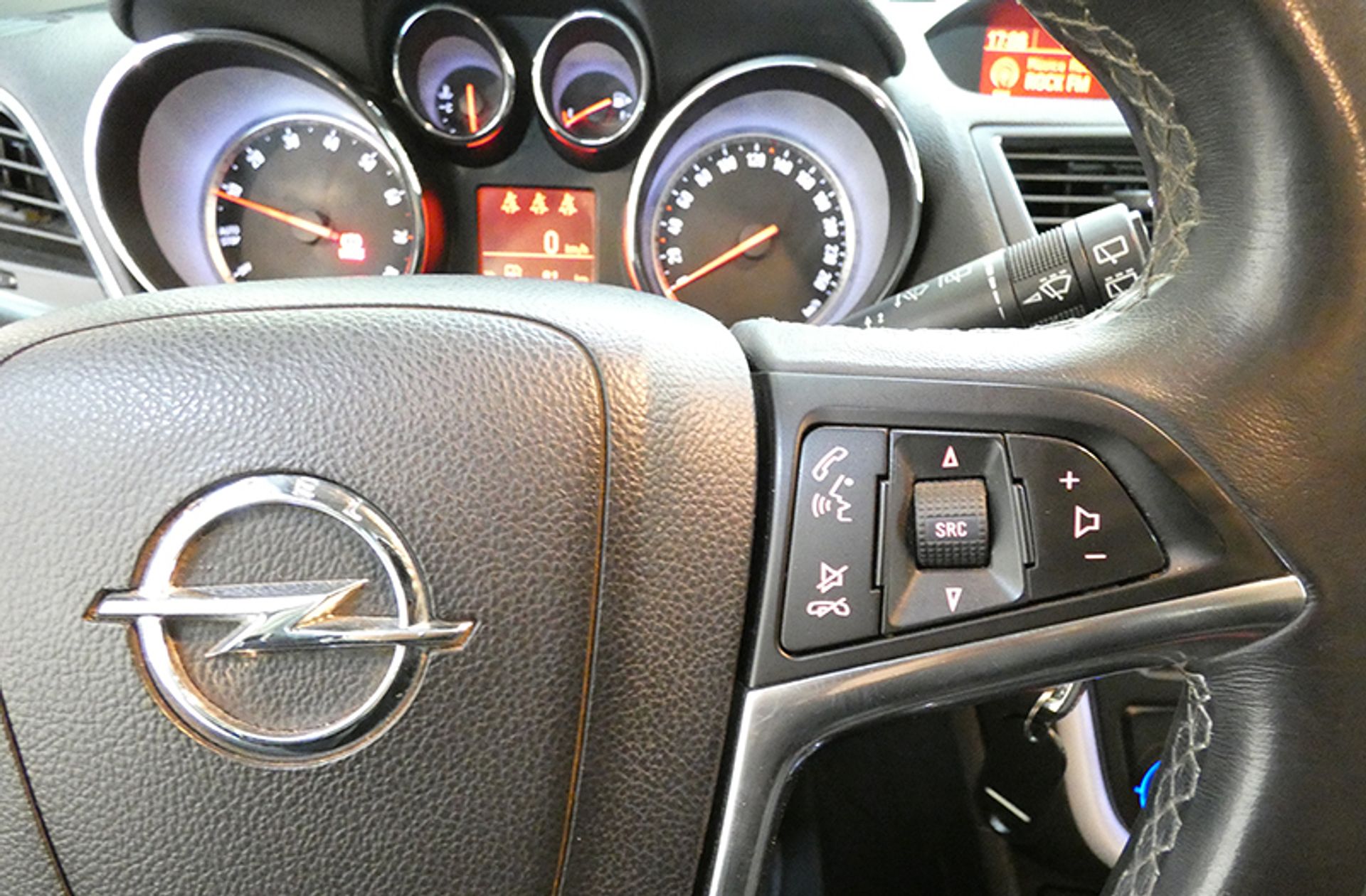 Opel Mokka 1.4 Turbo Selective 4x4 - foto 22