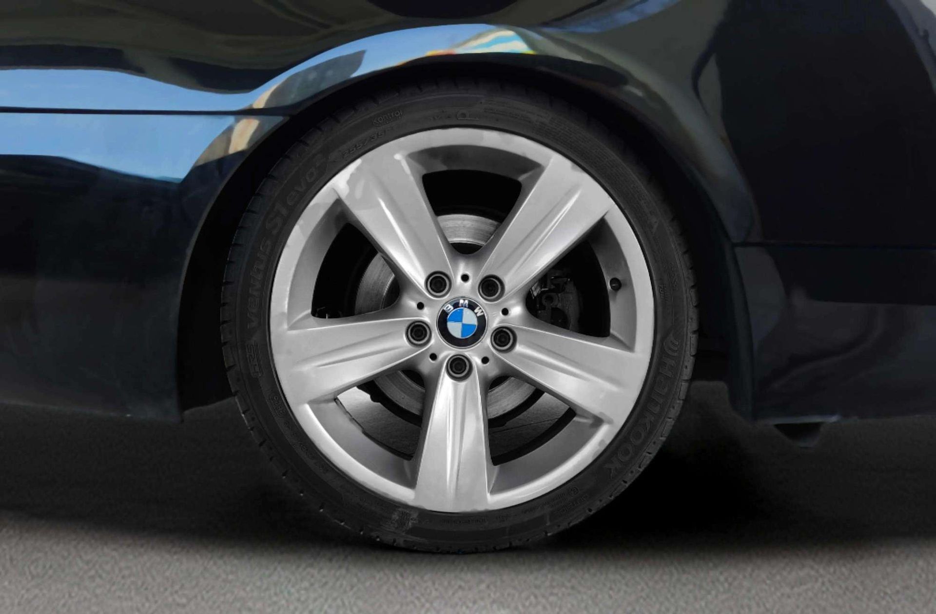 BMW Serie 3 325i Coupe - foto 36