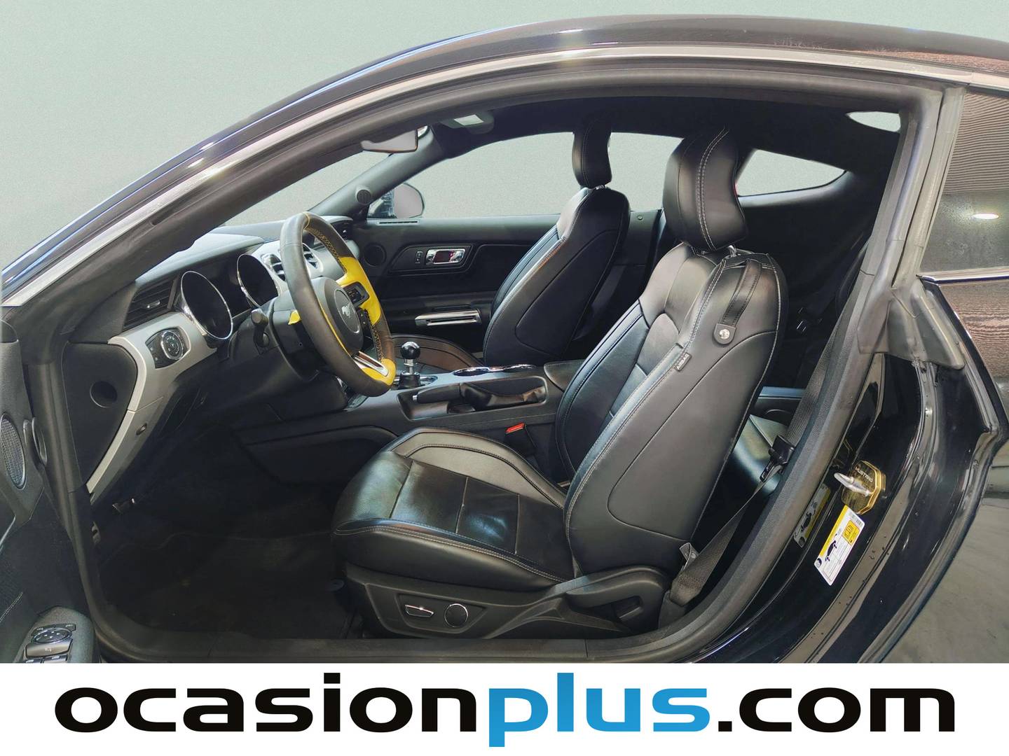 Foto asientos delanteros Ford Mustang Ford Mustang 2.3 EcoBoost Mustang (Fastback) (314 CV)