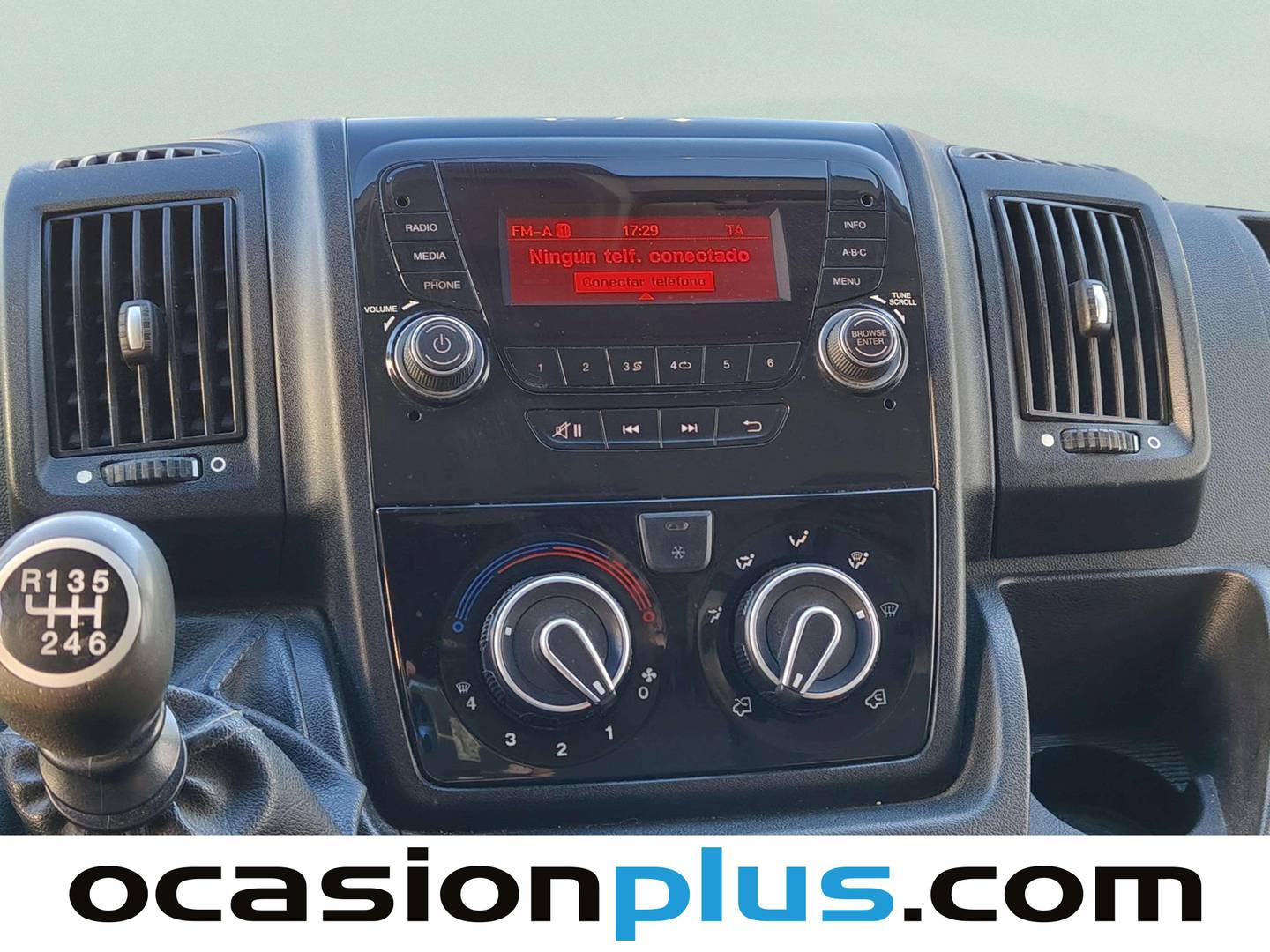 Foto Fiat Ducato FIAT Ducato 2.3 Multijet Furgón Medio Alto (130CV)