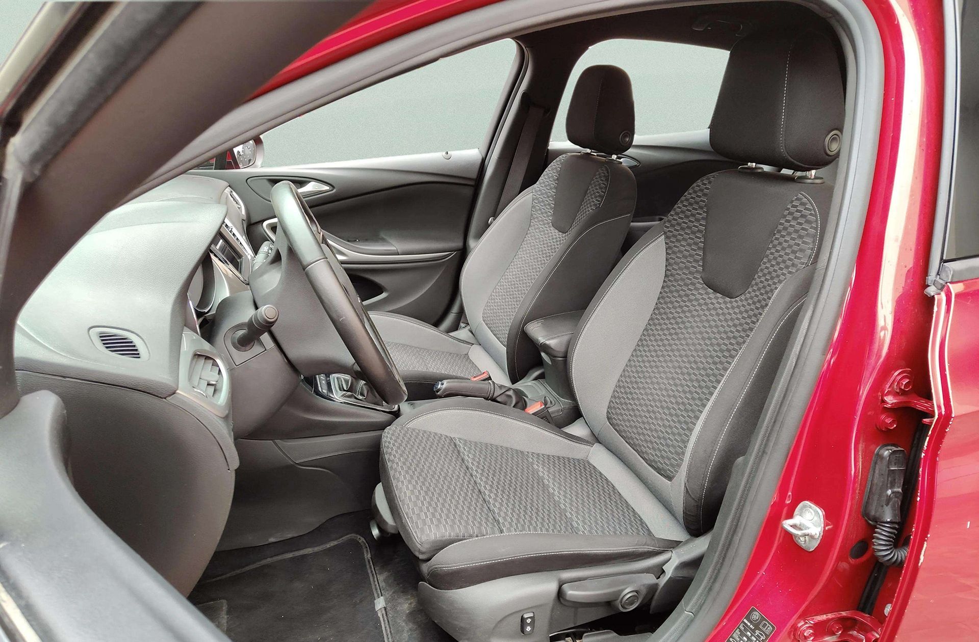 Opel Astra 1.2 Turbo SHL GS Line - foto 10