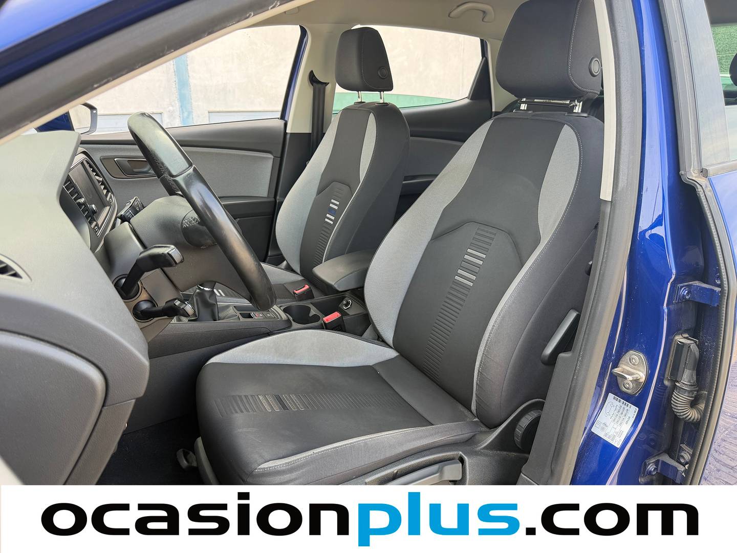 Foto asientos delanteros Seat León Seat León 1.0 EcoTSI S&S Style Visio Edition (115 CV)