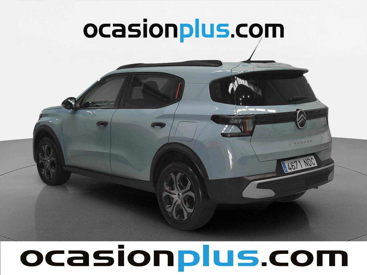 Foto delantera Citroën C3 Aircross Citroën C3 Aircross Hybrid 145 Plus e-DCS6 (145 CV) derecha