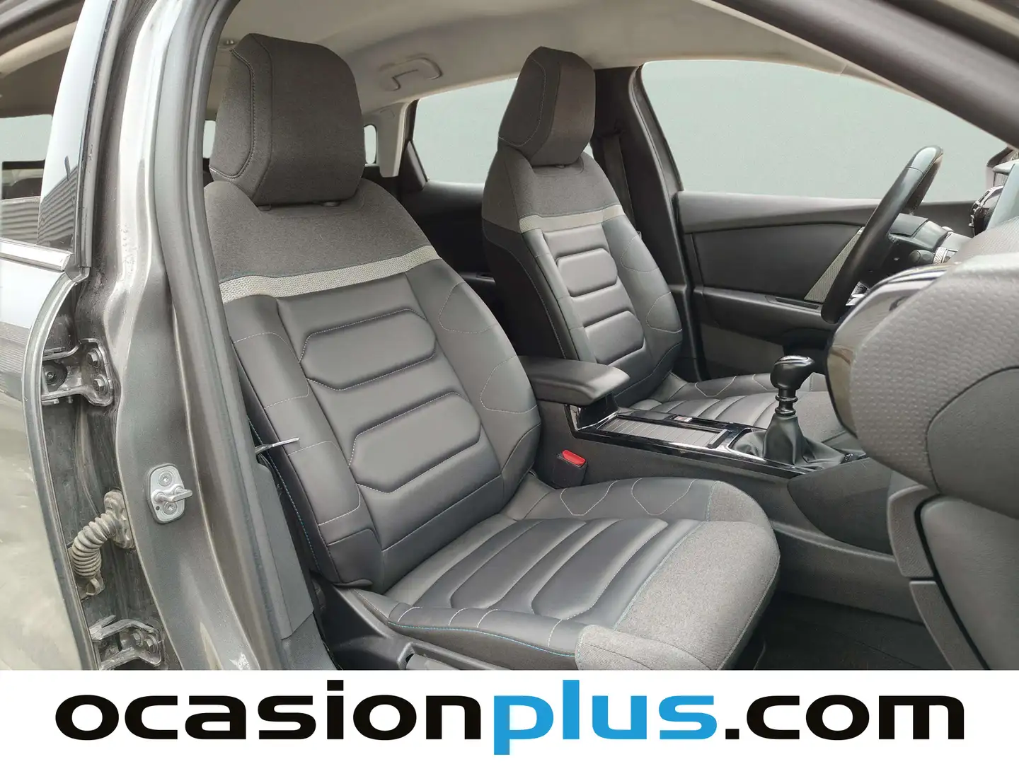 Foto Citroën C4 Citroen C4 PureTech 130 S&S Shine (130 CV)