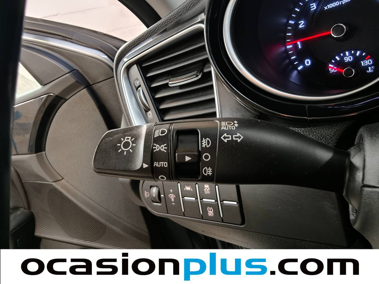 Accesorios del KIA XCeed KIA XCeed 1.0 T-GDi Tech (120 CV)