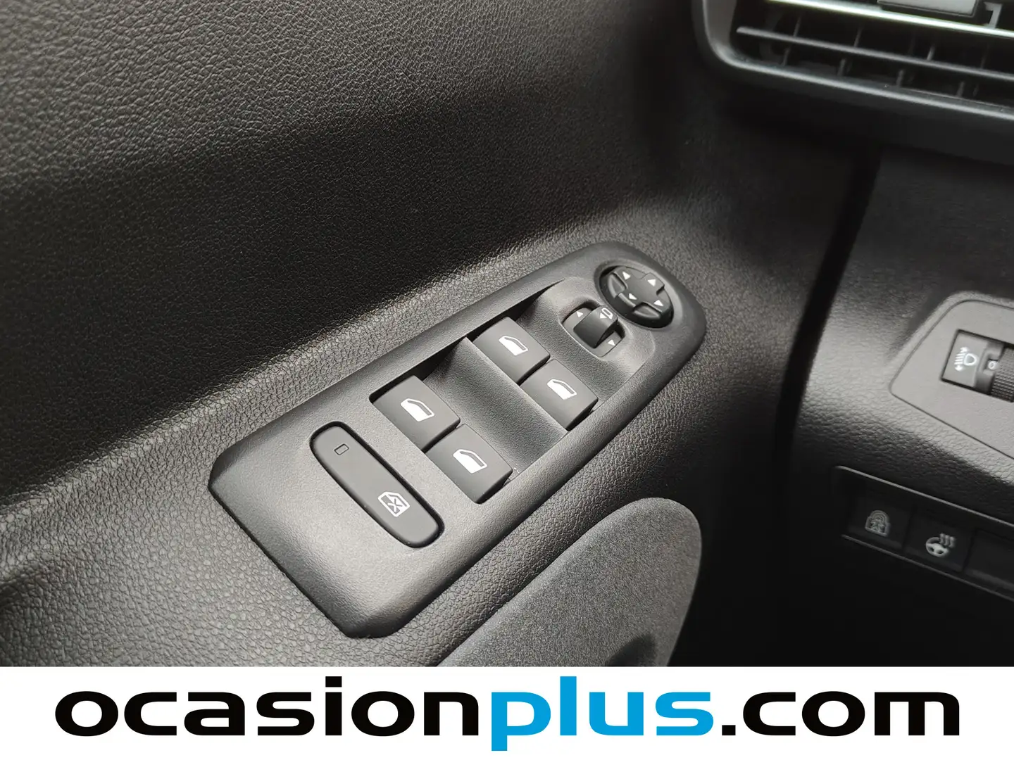 Foto Peugeot Rifter Peugeot Rifter BlueHDi 130 GT Long EAT8 (130 CV) 7 Plazas