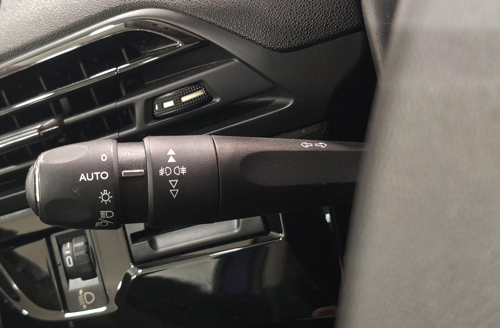 Citroën C4 Picasso PureTech 130 Feel - foto 27