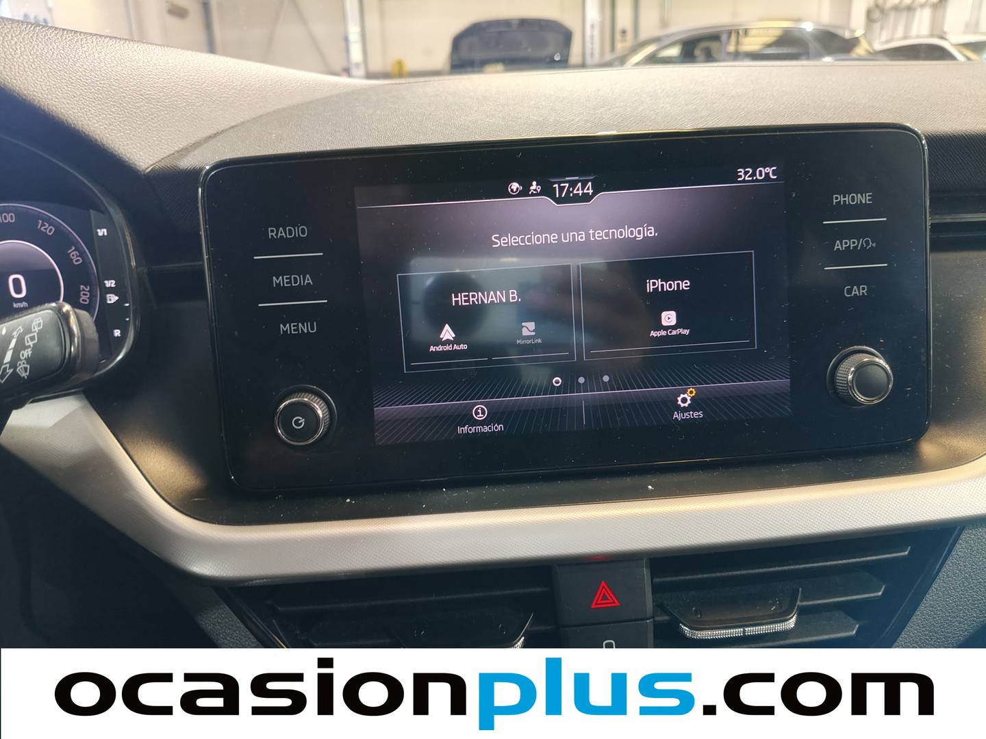 Extras y acabados del Skoda Kamiq Skoda Kamiq 1.0 TSI Ambition (110 CV)
