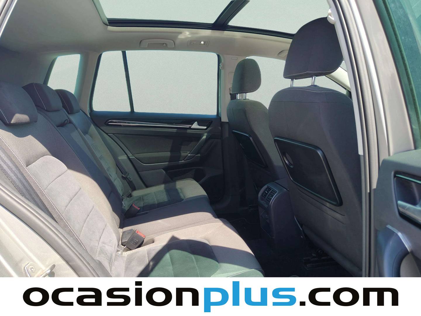 Foto asientos traseros Volkswagen Golf Sportsvan Volkswagen Golf Sportsvan 1.6 TDI Sport BMT (110 CV)