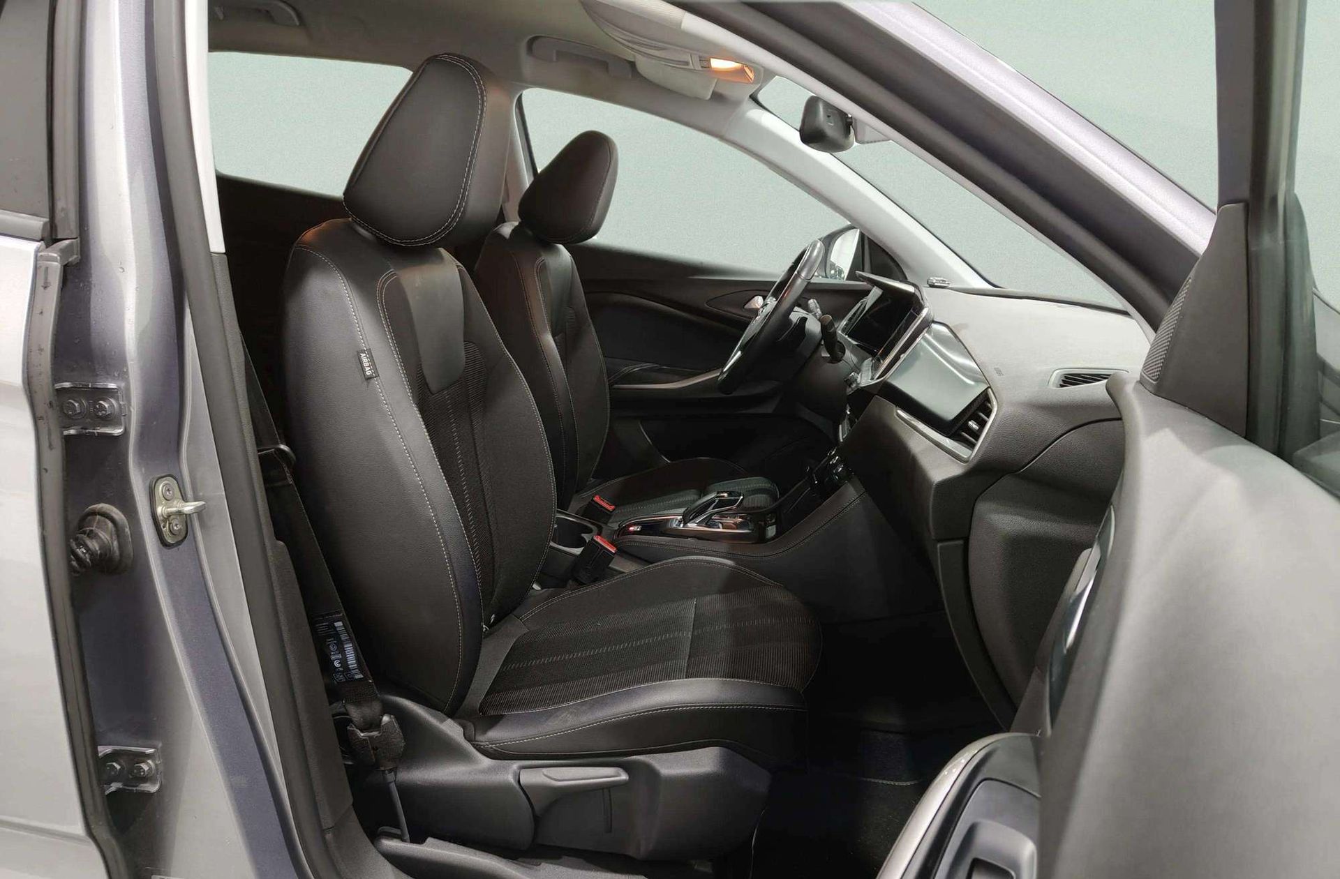 Opel Grandland 1.2 Turbo GS - foto 25