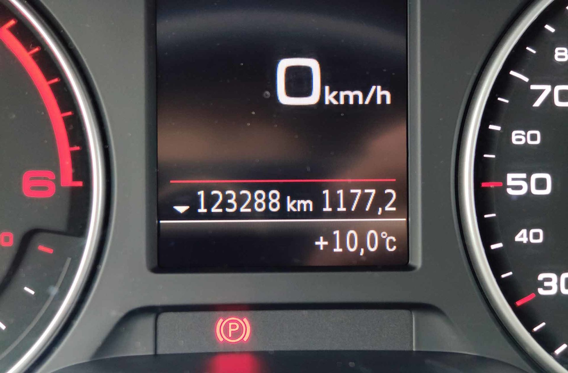 Audi Q2 Advanced 30 TDI - foto 8