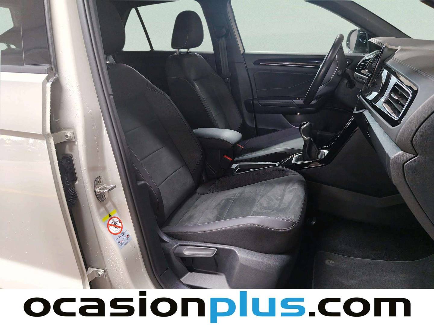 Volkswagen T-Roc Volkswagen T-Roc Dark Line 1.0 TSI (115 CV) manual