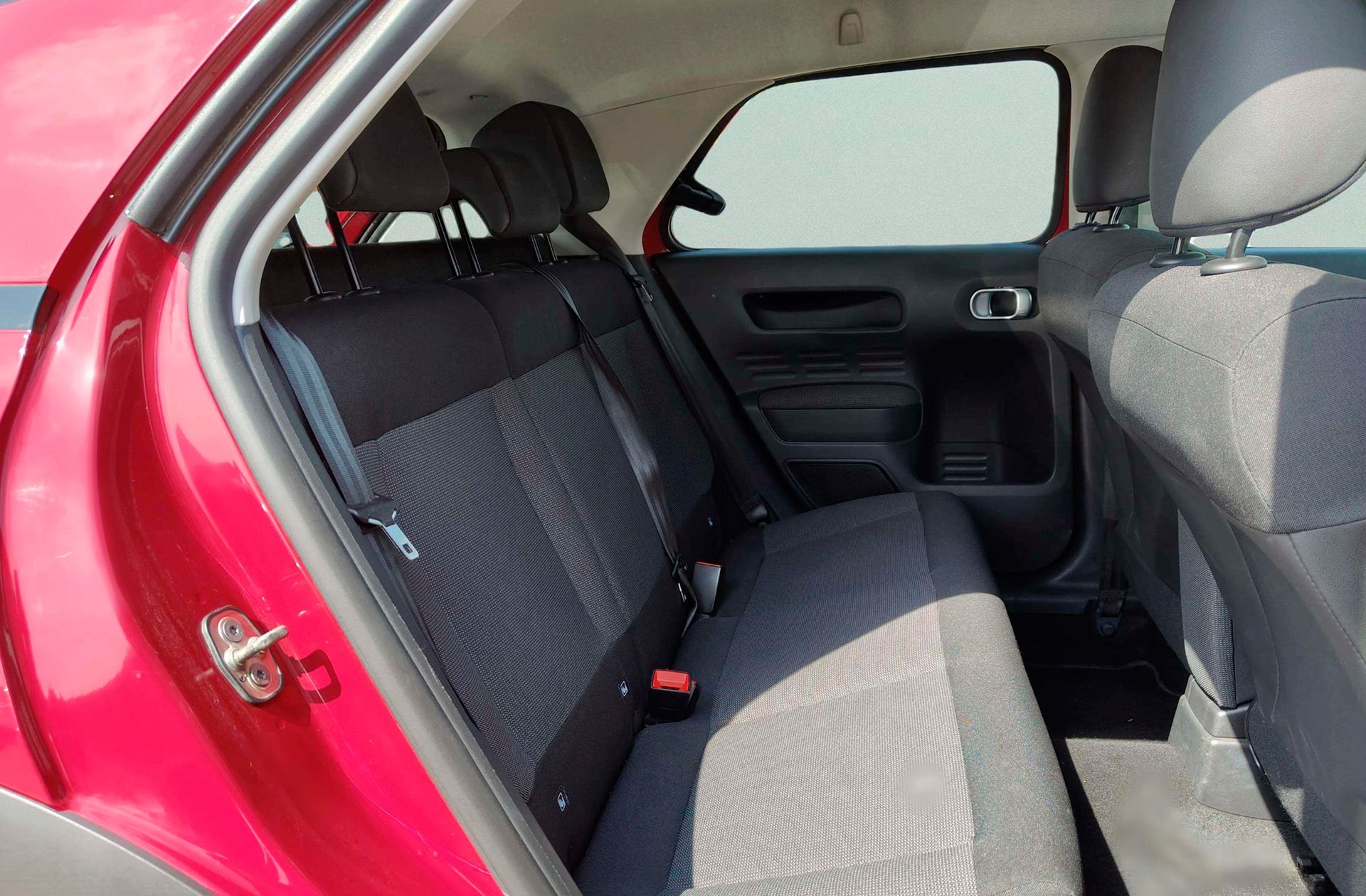 Citroën C4 Cactus BlueHDi 100 Shine ETG6 - foto 16