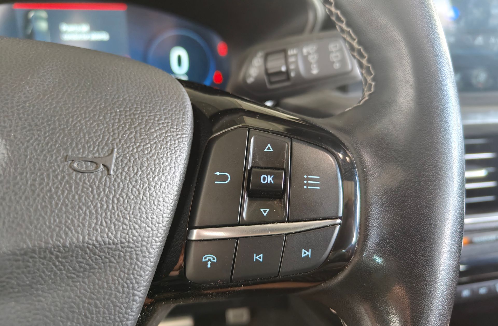 Ford Kuga 2.5 Duratec PHEV Active X - foto 31
