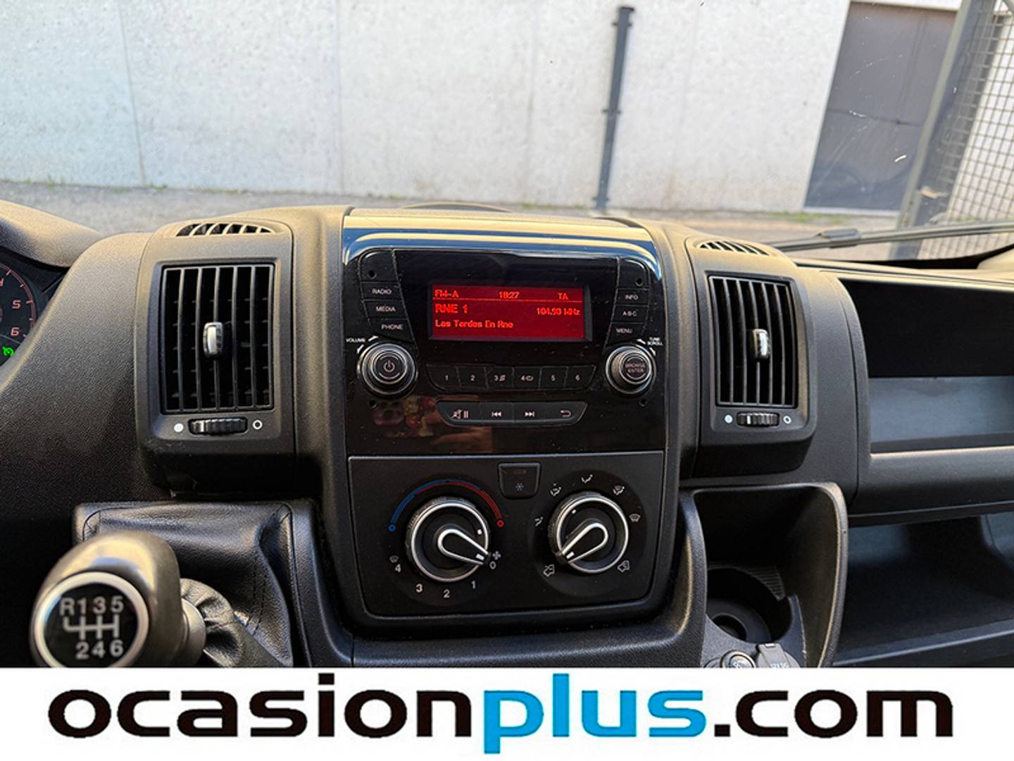 Foto Peugeot Boxer Peugeot Boxer Furgon BlueHDi 140 S&S 435 L3H3 (140 CV)