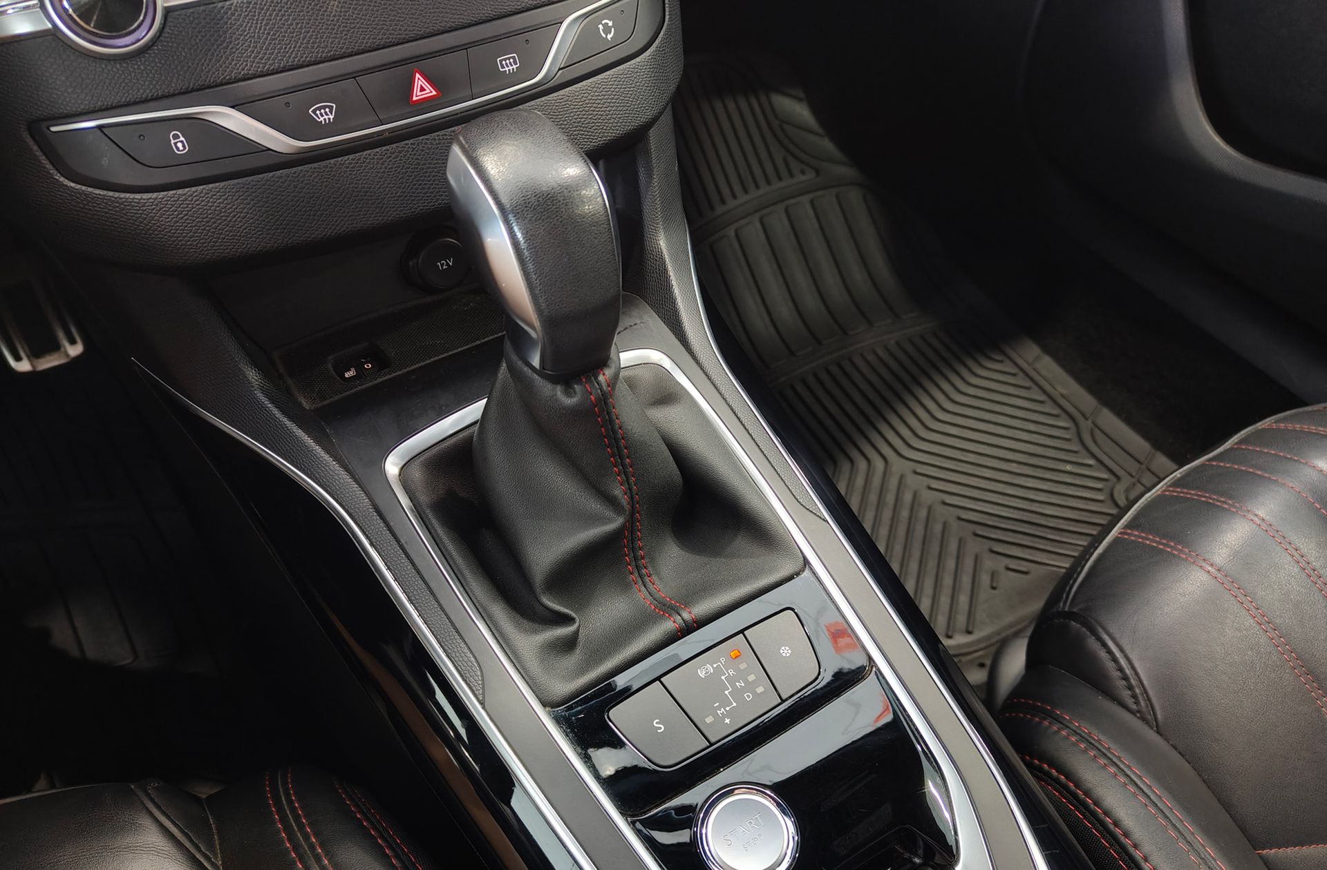 Peugeot 308 PureTech 130 GT Line EAT6 - foto 6