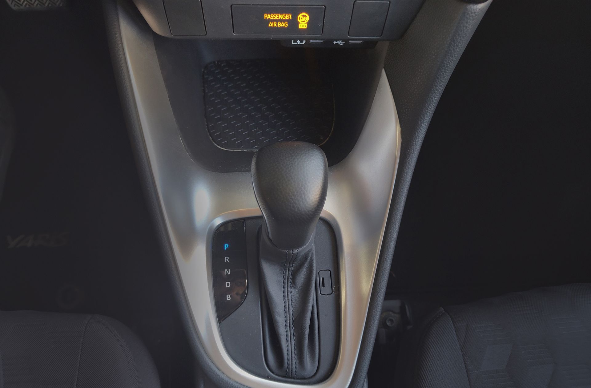 Toyota Yaris 120H Active Plus - foto 5