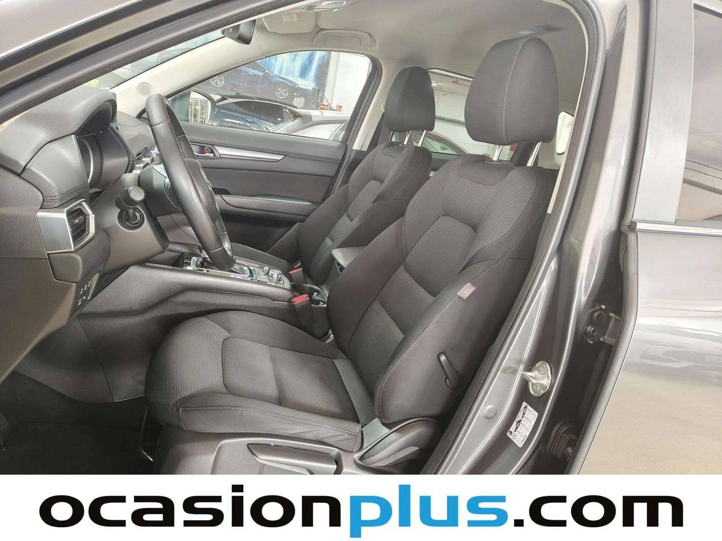 Foto asientos delanteros Mazda CX-5 Mazda CX-5 2.0 G Evolution 2WD AT (165 CV)