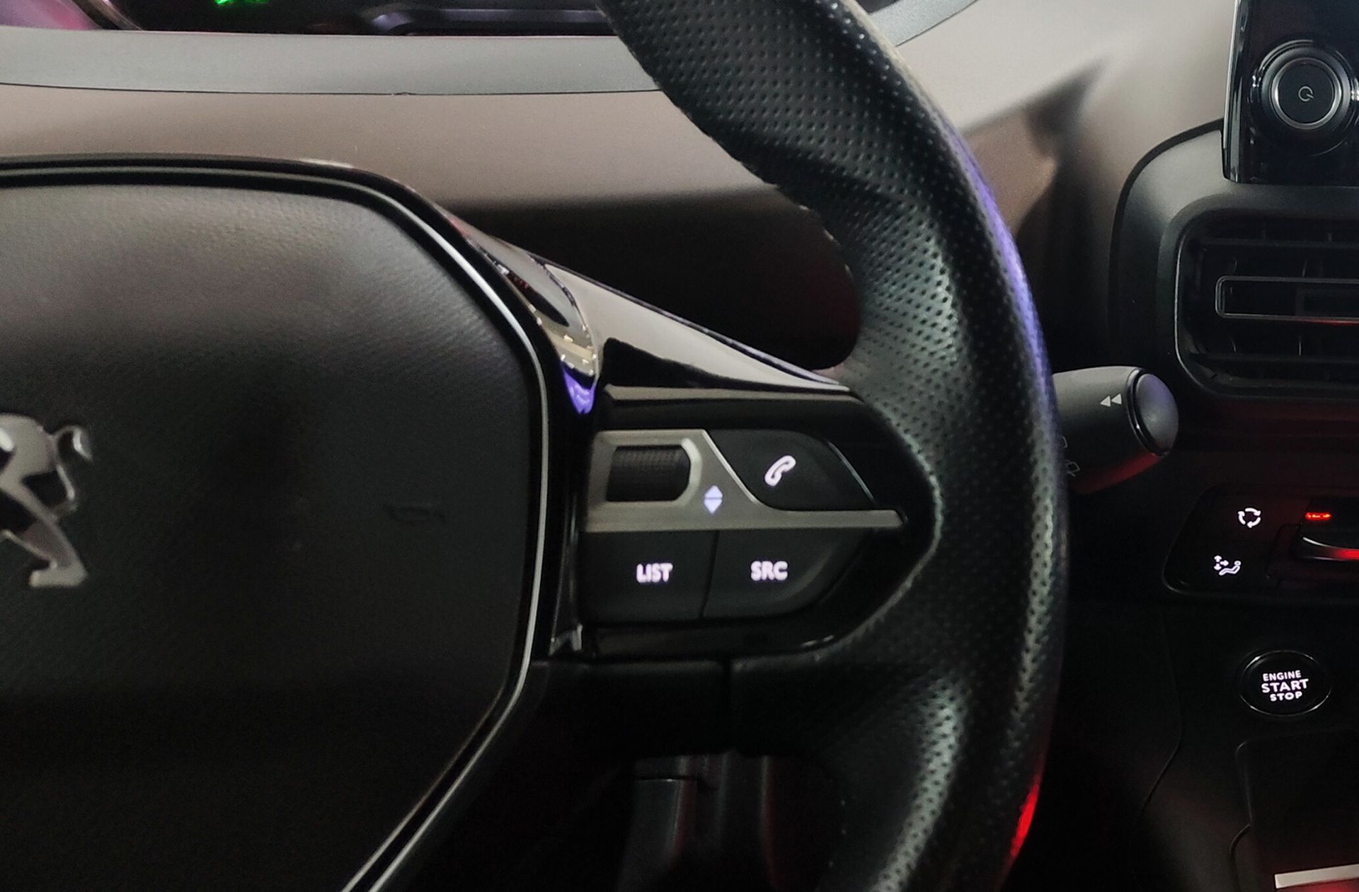 Peugeot Rifter BlueHDi 100 GT Standard - foto 30