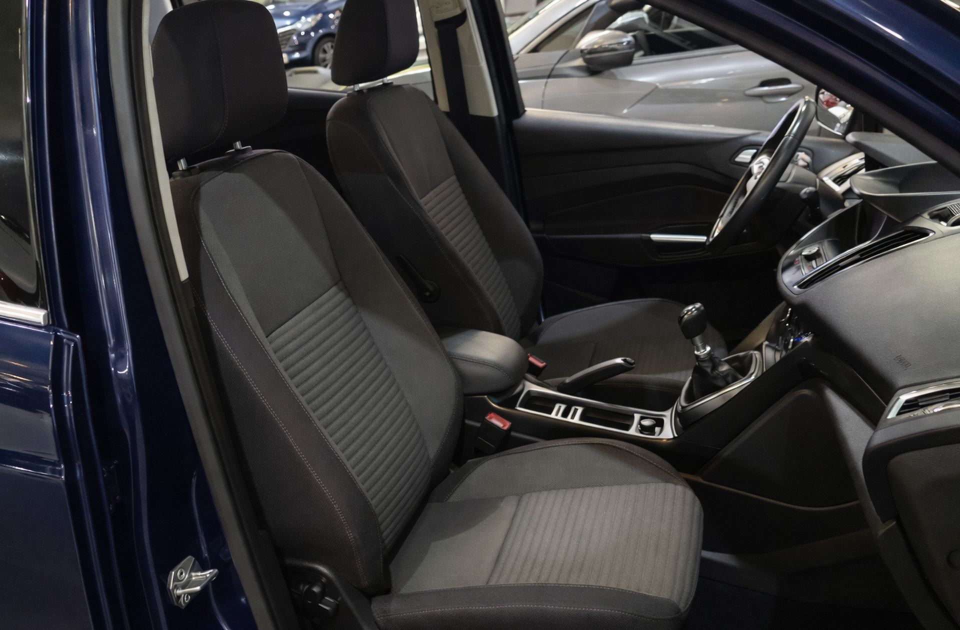 Ford C-Max 1.0 EcoBoost Titanium - foto 14