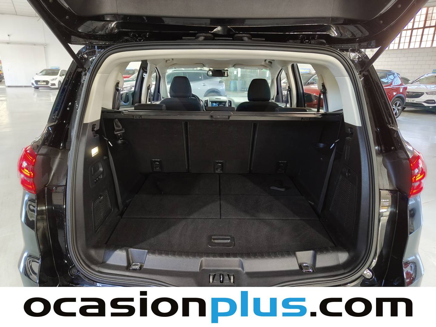 Fotos maletero Ford S-MAX Ford S-Max 2.0 TDCI Titanium (150 CV) 7 Plazas