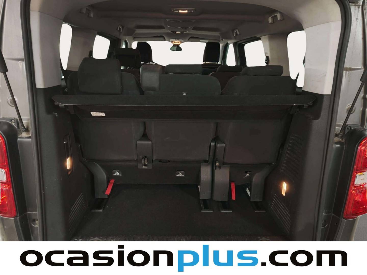 Fotos maletero Citroën Spacetourer Citroën Spacetourer BlueHDi 150 S&S Feel Talla M  8 Plazas (150 CV)