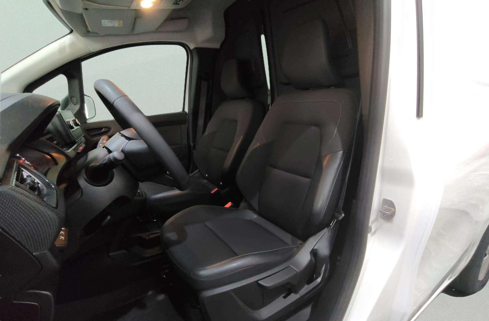 Nissan Townstar Furgon 1.3G L1 Profesional - foto 10