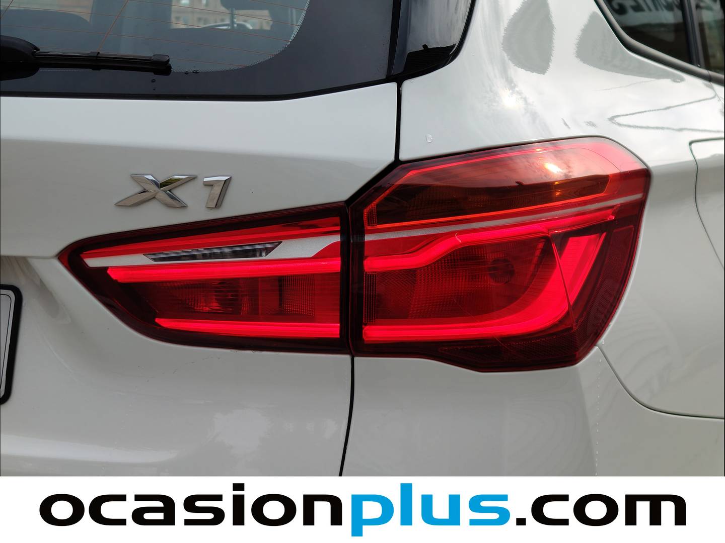 Foto BMW X1 BMW X1 sDrive18i  (136 CV)