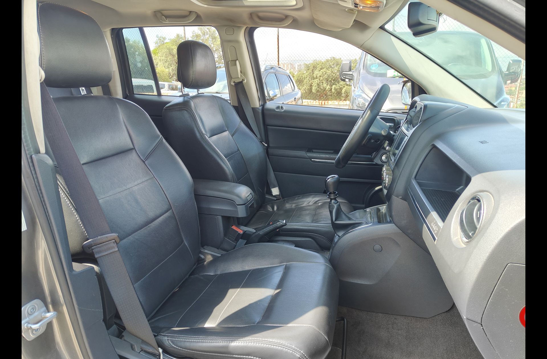 Jeep Compass 2.2 CRD Limited 4x2 - foto 14