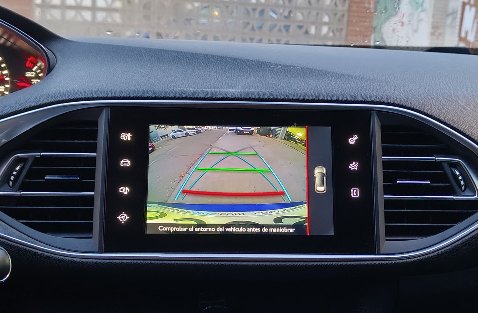 Peugeot 308 2.0 BlueHDi EAT6 - foto 11