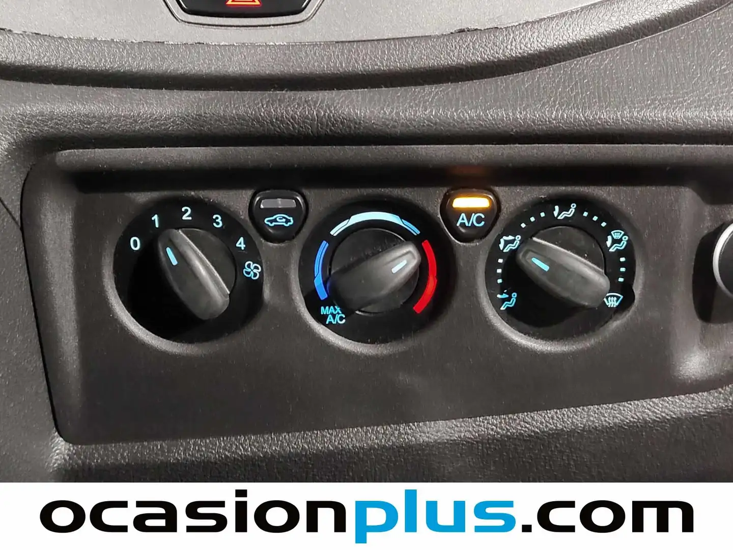 Foto Ford Transit Ford Transit Furgon 350 L3H2 Ambiente (130 CV)