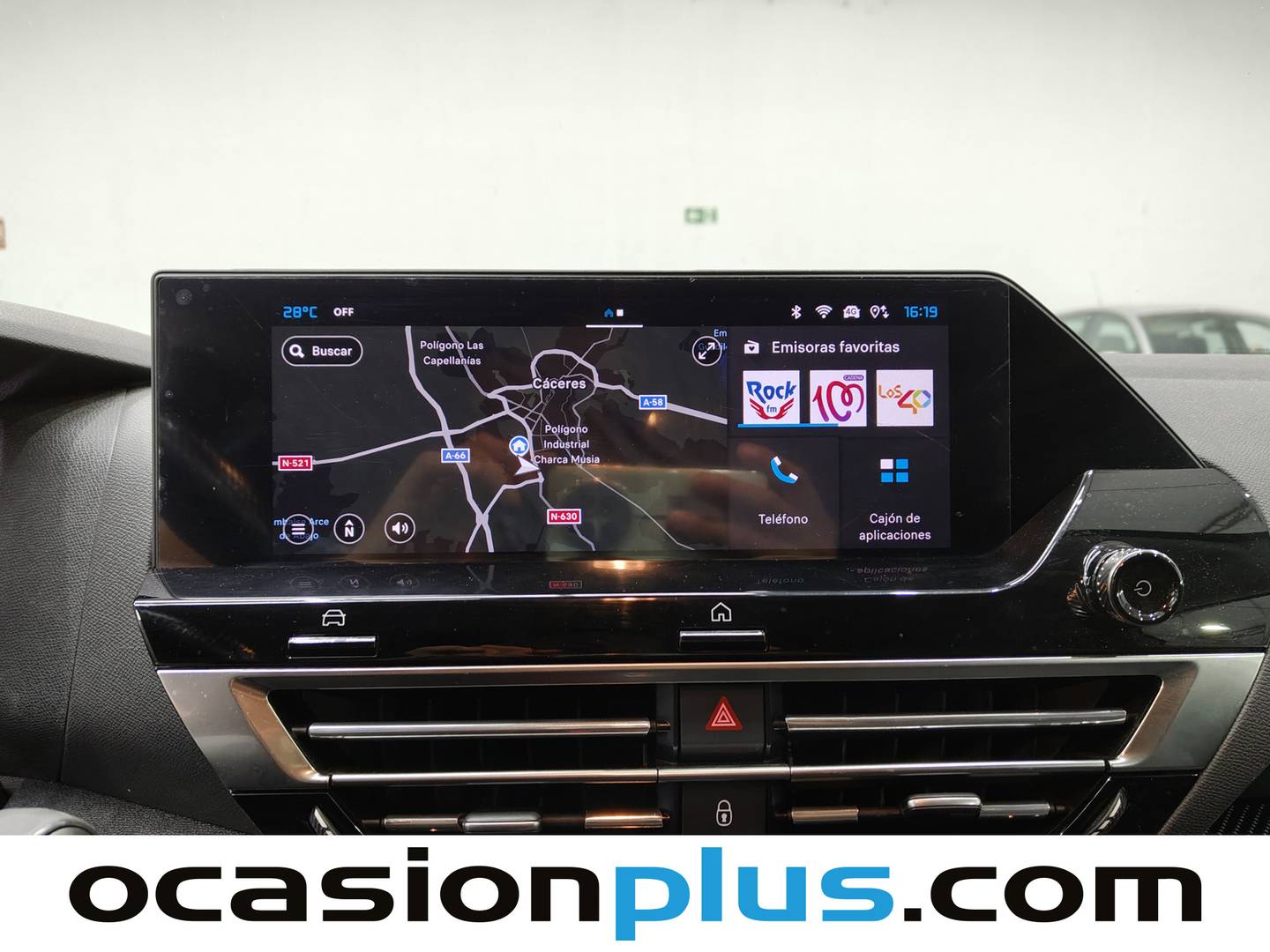 Extras y acabados del Citroën C4 Citroën C4 PureTech 130 S&S Plus (131 CV)