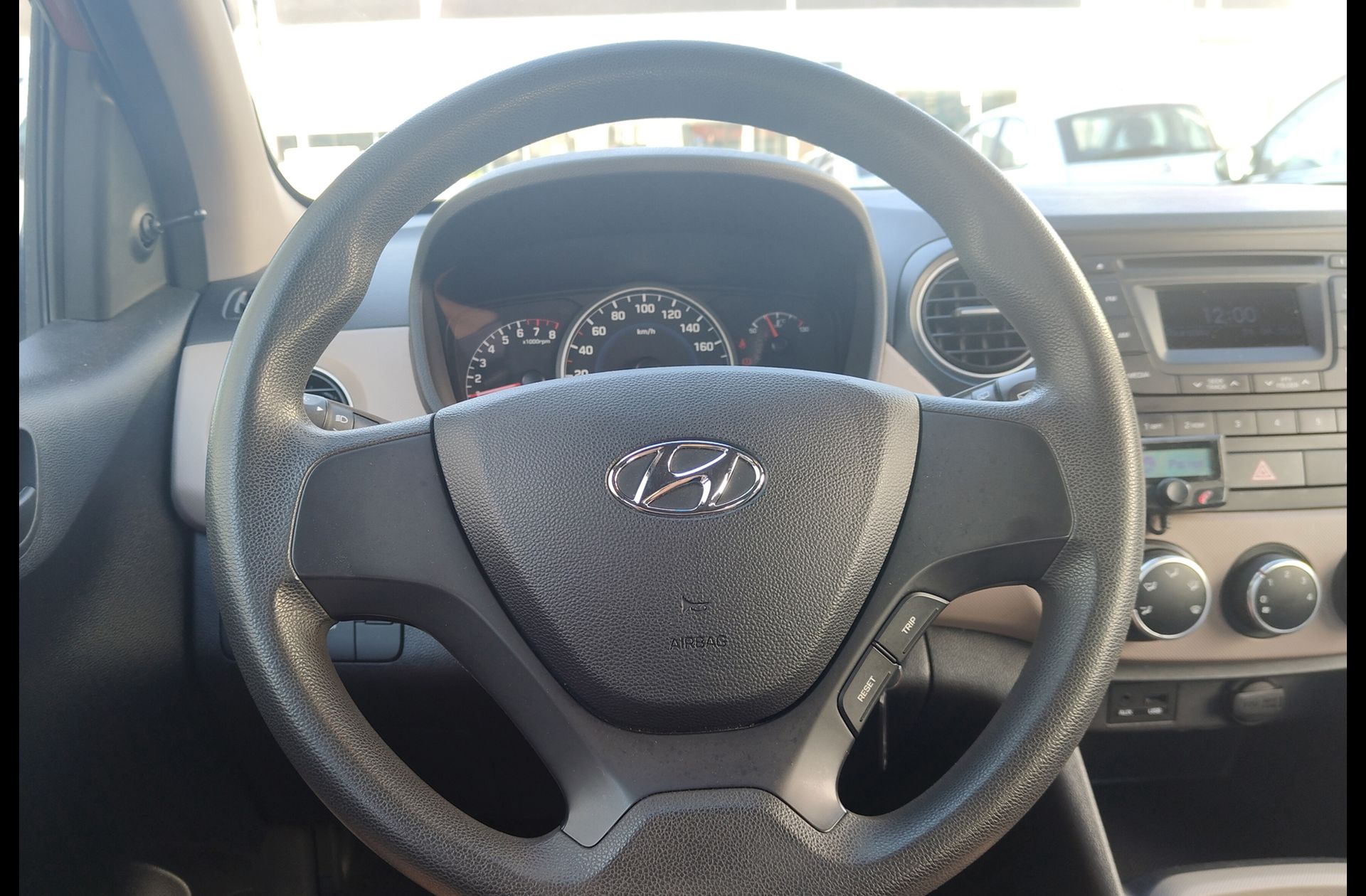 Hyundai i10 1.0 Tecno Blue - foto 18