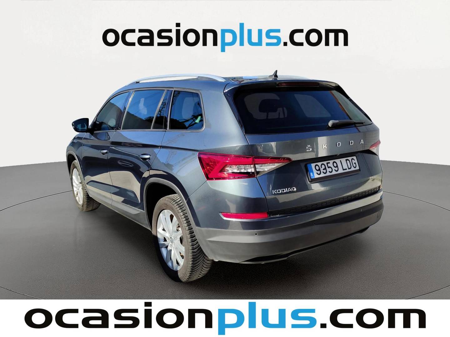 Foto trasera Skoda Kodiaq Skoda Kodiaq 1.5 TSI Ambition 4x2 DSG (150 CV) izquierda