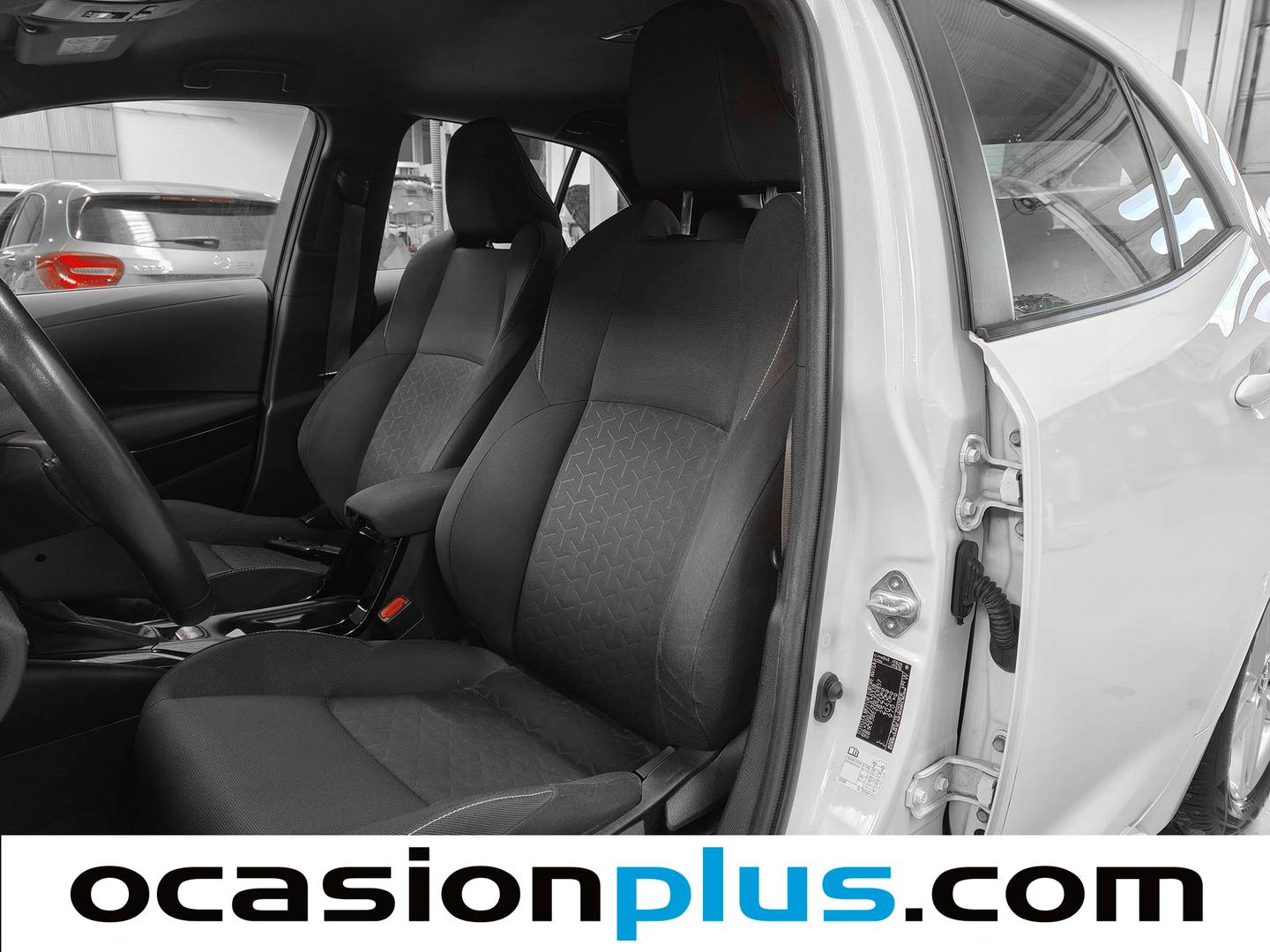 Foto Toyota Corolla Toyota Corolla 1.8 125 Híbrido Active Tech E-CVT (122 CV)