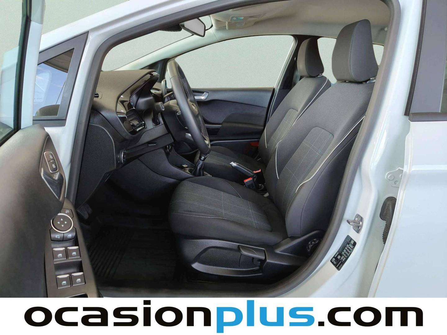 Foto asientos delanteros Ford Fiesta Ford Fiesta 1.1 Ti-VCT Trend+ (85 CV)