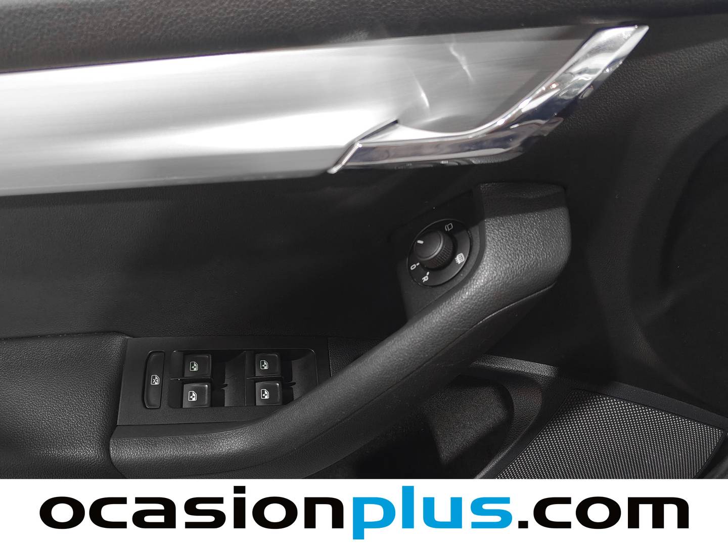 Skoda Octavia Skoda Octavia Combi Combi 1.5 TSI Ambition DSG (150 CV) automático