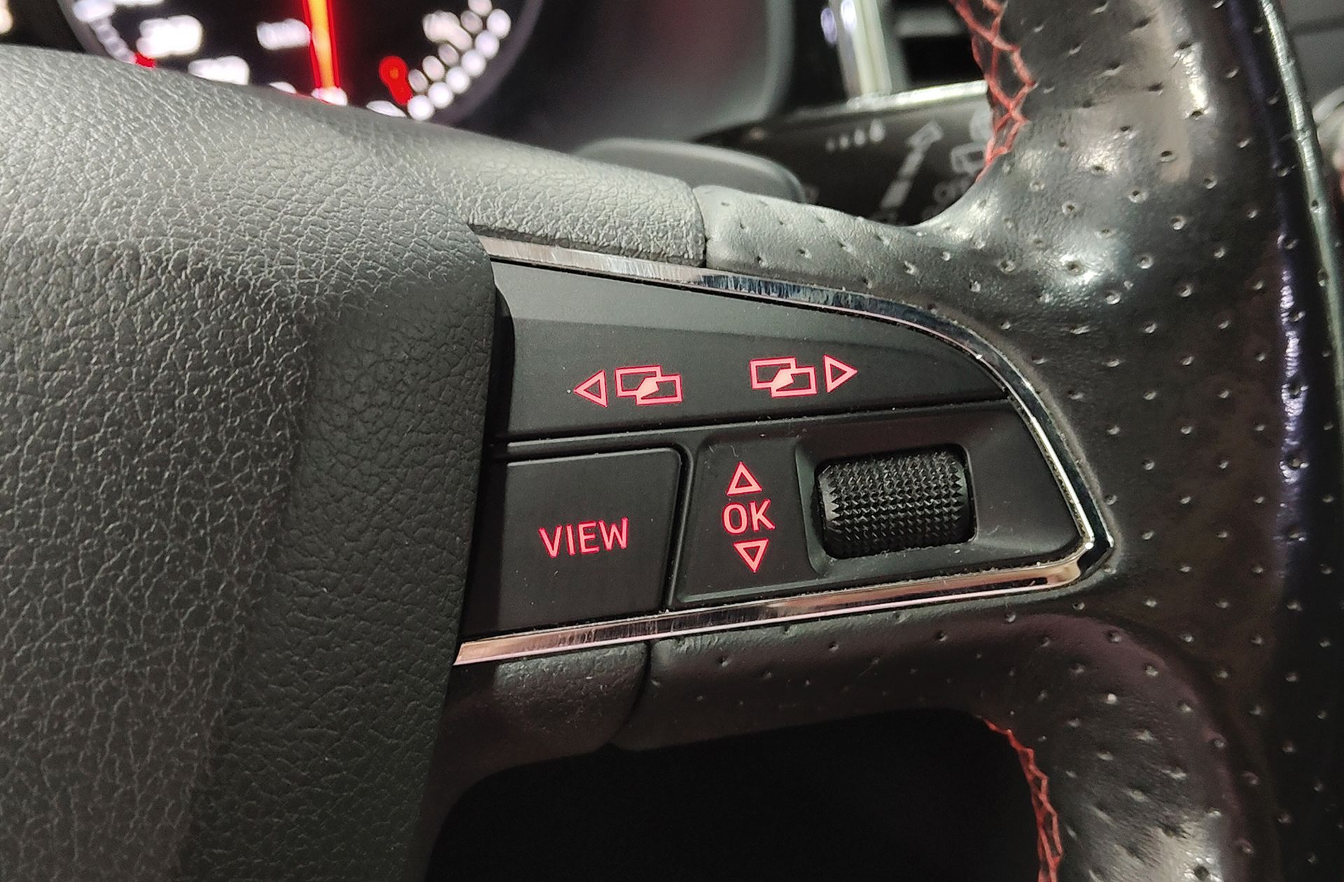 SEAT Ateca 2.0 TSI FR 4Drive DSG - foto 32