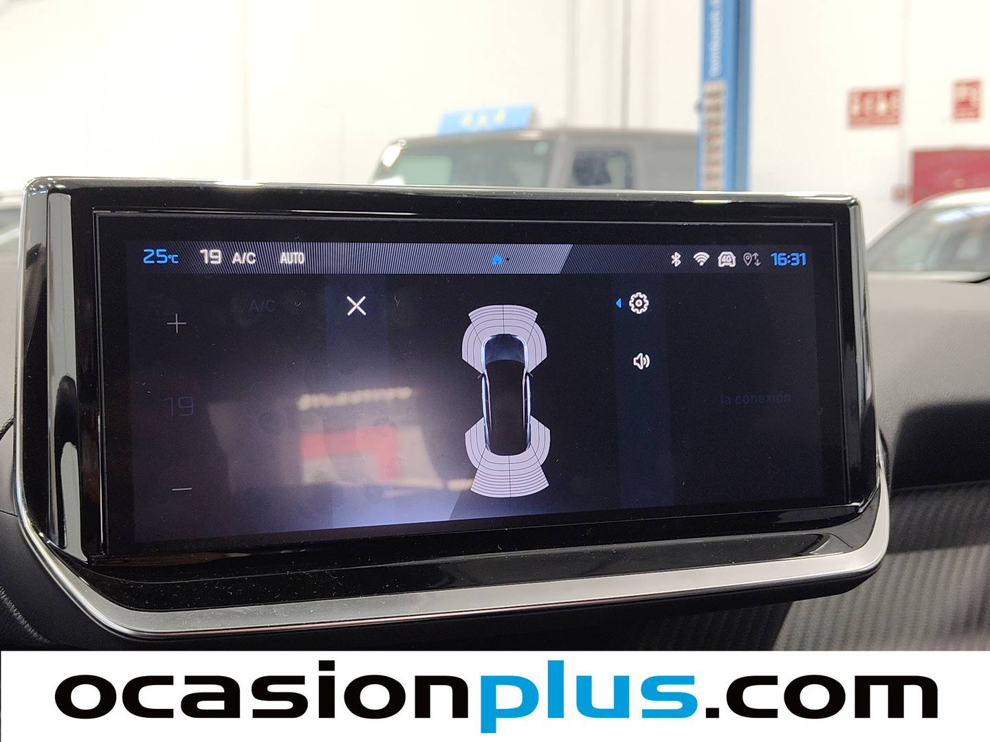 Extras y acabados del Peugeot 2008 Peugeot 2008 Allure Hybrid eDCS6 (145 CV)
