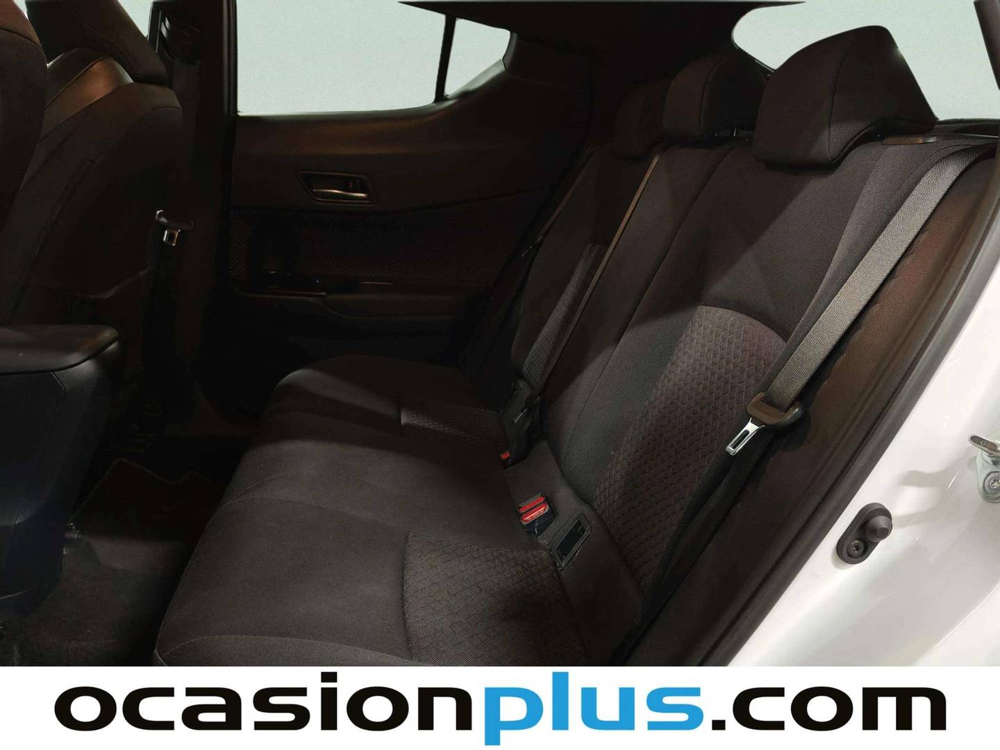 Foto asientos traseros Toyota C-HR Toyota C-HR 1.8 125H Advance (122 CV)