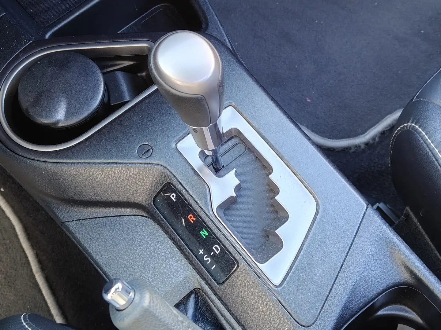 Foto Toyota Rav4 Toyota Rav4 2.5l hybrid Advance 2WD (197 CV)