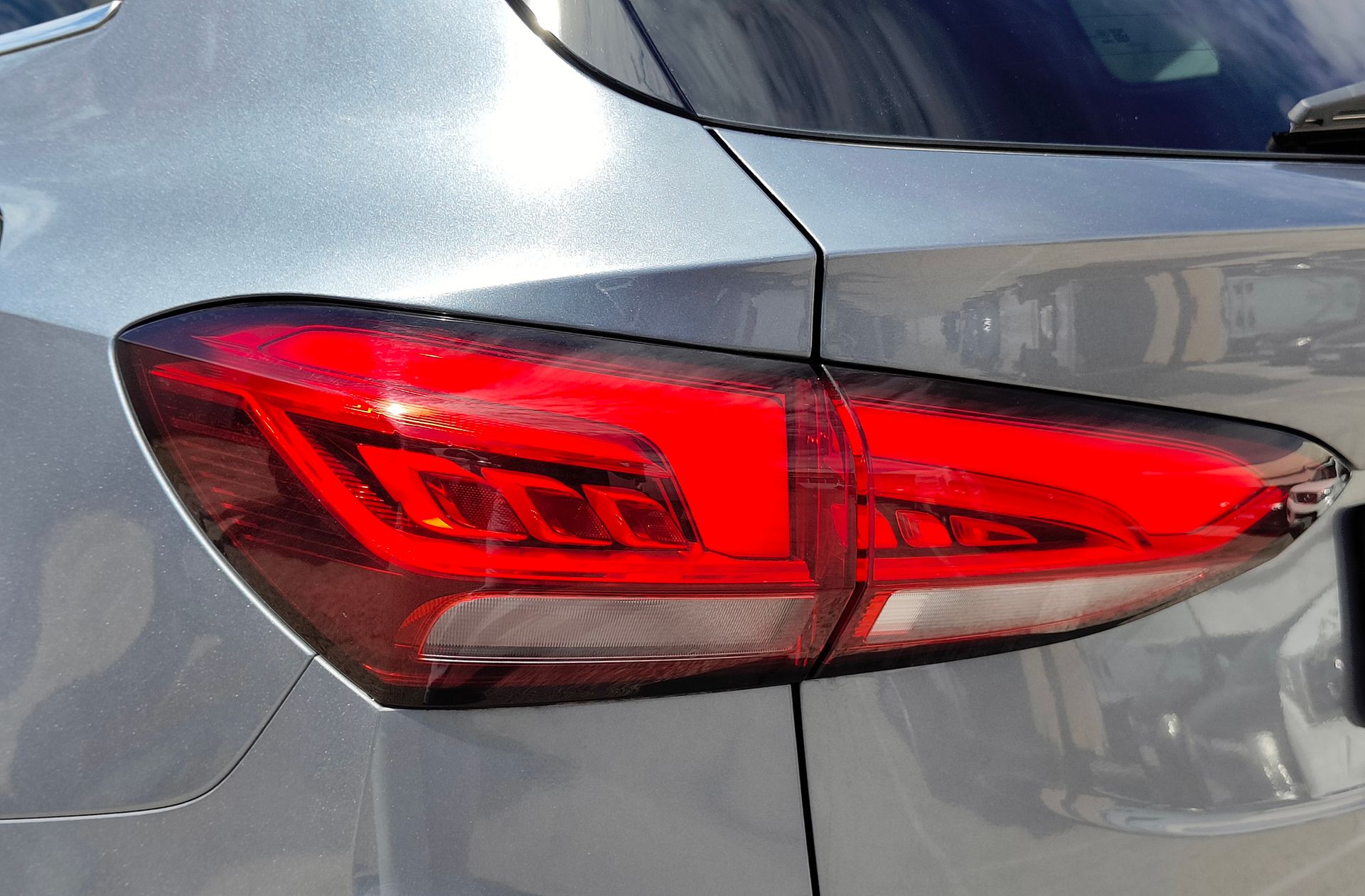 MG ZS 1.5 Hybrid+ Luxury - foto 16